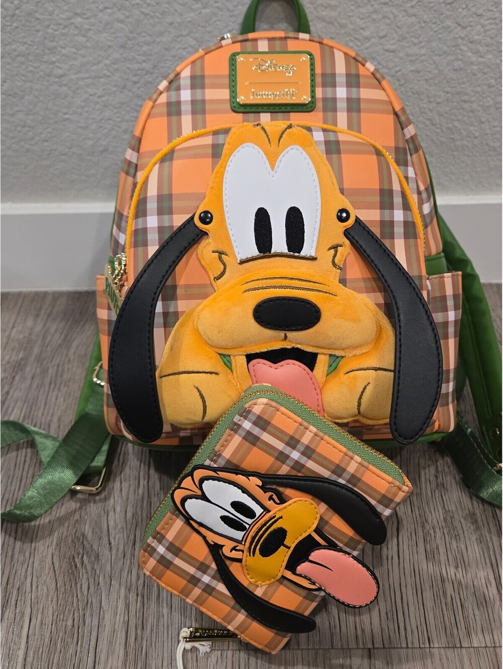 Pluto Plaid Backpack and Wallet Set